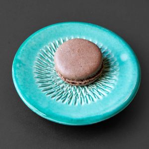 Macaron mit Schokoladen -Geschmack – handgemachtes französisches Macaron Cake Artist Berlin